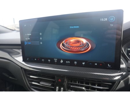 2025 Ford Focus - thumbnail 21