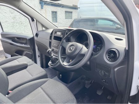 2023 Mercedes-Benz Vito - thumbnail 14