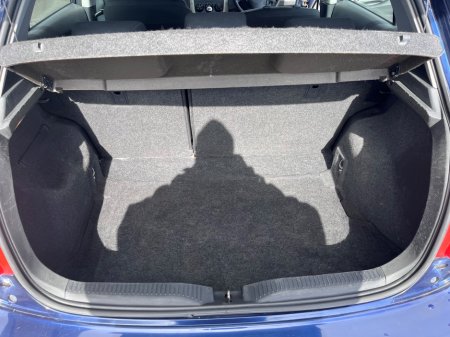 2008 Toyota Auris - thumbnail 10