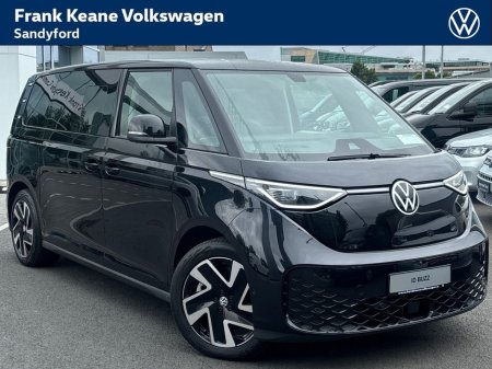 2025 Volkswagen ID.Buzz LWB 7-SEATER STYLE 86KWH 286BHP *DEMO MODEL* *APPLE CARPLAY/ANDROID AUTO* *360 AREA VIEW CAMERA* *FOLDING TOW HITCH* *ELECTRIC SLIDING DOORS* *UPGRADED LEATHER INTERIOR* *HEATED SEATS* €67,950