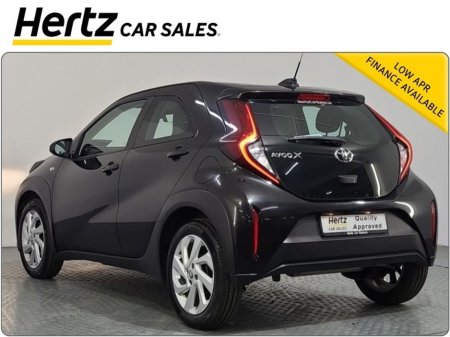 2023 Toyota Aygo X - thumbnail 2