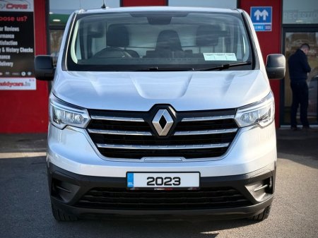 2023 Renault Trafic - thumbnail 2