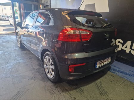 2016 Kia Rio - thumbnail 7