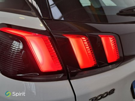 2018 Peugeot 3008 - thumbnail 22