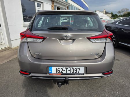2016 Toyota Auris - thumbnail 8