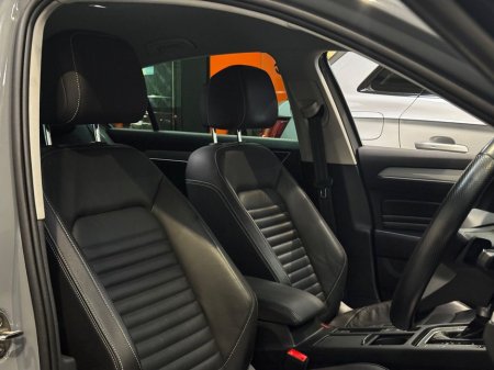 2021 Volkswagen Passat - thumbnail 15