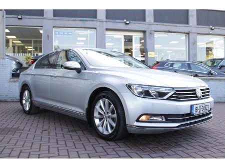 2015 Volkswagen Passat - thumbnail 2