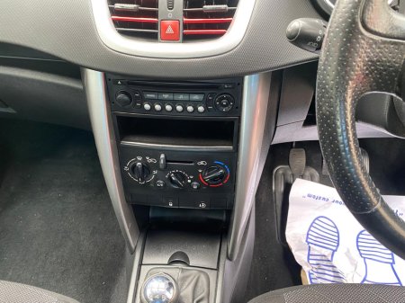 2006 Peugeot 207 - thumbnail 16