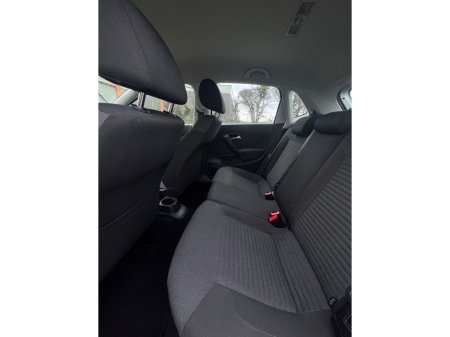 2013 Volkswagen Polo CL 1.2 MANUAL 5SPEED 70HP 5DR €8,750 thumbnail