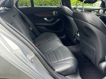 2016 Mercedes-Benz C Class - thumbnail 13