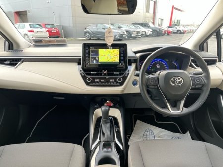 2019 Toyota Corolla LUNA SPORT 4DR HYBRID SALOON €20,950 thumbnail
