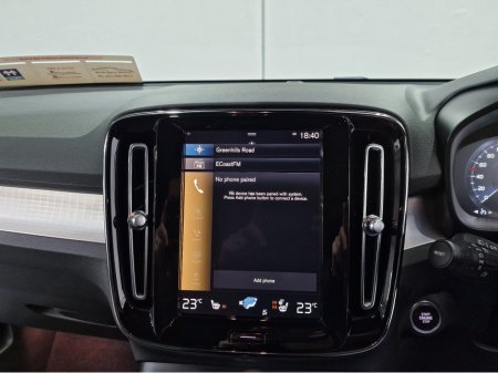 2022 Volvo XC40 T4 RECHARGE PLUS DARK AUTOMATIC **ONE OWNER / APPLE CARPLAY / BLIND SPOT ASSIST / CRUISE CONTROL / ELECTRIC BOOTLID / HEATED FRONT & REAR SEATS / REVERSE CAMERA / SAT NAV / WIRELESS PHONE CHARGING** €33,900 thumbnail