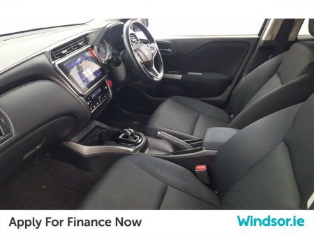 2018 Honda Grace - thumbnail 4