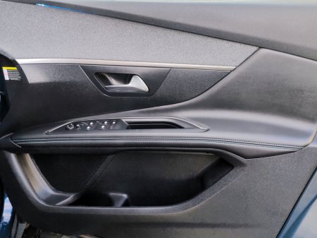 2022 Peugeot 3008 - thumbnail 12