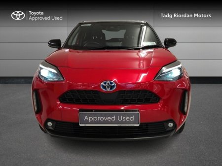 2023 Toyota Yaris Cross LUNA SPORT €29,950 thumbnail