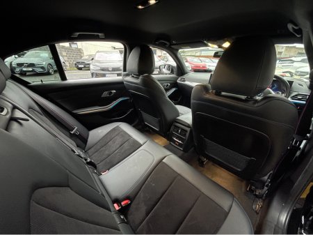 2023 BMW 3 Series M SPORT..AUTO..HYBRID..HEATED SEATS..APPLE CARPLAY €32,950 thumbnail