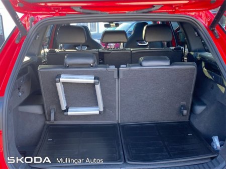 2025 Skoda Kodiaq SPORTLINE 2.0TDI 150HP DSG €59,950 thumbnail