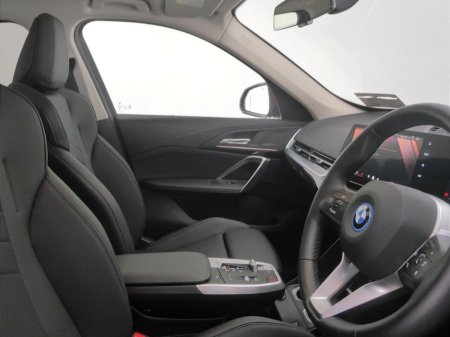 2025 BMW iX1 eDrive20 xLine €52,900 thumbnail