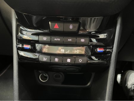 2017 Peugeot 2008 €12950 2017 PEUGEOT 2008 GTI 1.2 AUTOMATIC / CRUISE CONTROL AND MORE €12,950 thumbnail