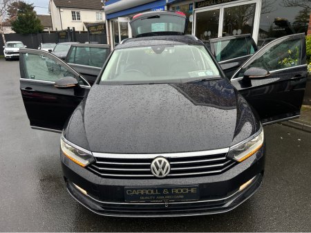 2016 Volkswagen Passat - thumbnail 32