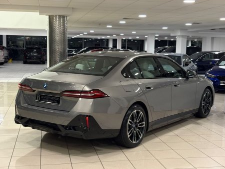 2025 BMW 5 Series 530e M-SPORT=IVORY INTERIOR//AS NEW//D REG=2 YEAR BMW WARRANTY=TAILORED FINANCE PACKAGES AVAILABLE=TRADE IN’S WELCOME €64,995