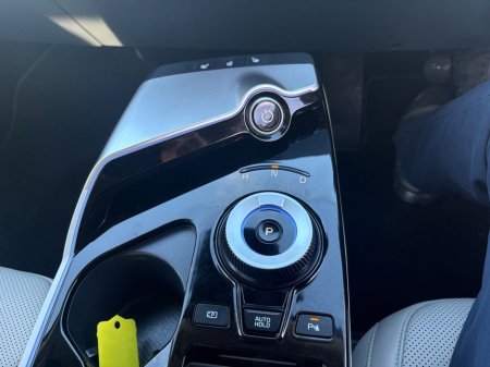 2022 Kia EV6 Premium spec *Finance From 3.9%*77KW! 1 owner from new warranty till 2029* Touch Screen Infotainment System, Reversing Camera, Multi-Function Steer €28,900 thumbnail