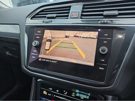 2021 Volkswagen Tiguan DEPOSIT TAKEN €28,950 thumbnail