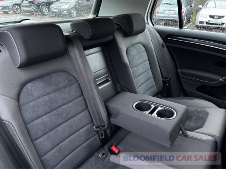 2016 Volkswagen Golf 1.4 HIGHLINE , AUTO // IMMACULATE €14,950 thumbnail