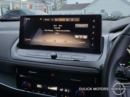 2025 Nissan Qashqai ePOWER QASHQAI SV thumbnail