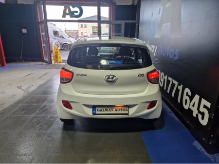 2016 Hyundai i10 S AIR **GREAT STARTER CAR** €7,450 thumbnail