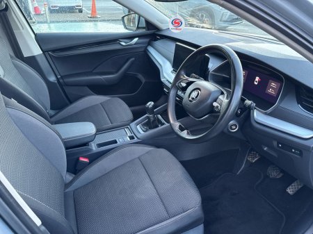 2024 Skoda Octavia - thumbnail 6