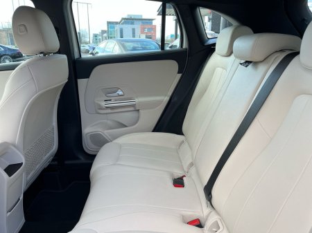 2022 Mercedes-Benz GLA Class - thumbnail 13