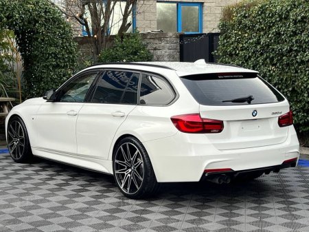 2017 BMW 3 Series 320d M-SPORT COMPETITION // SHADOW EDITION // SERVICE HISTORY // LEATHER M-SPORT INTERIOR €23,950 thumbnail