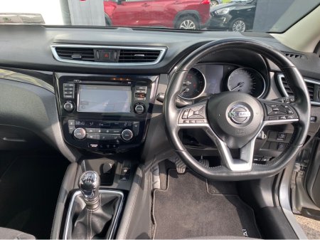 2018 Nissan Qashqai - thumbnail 9