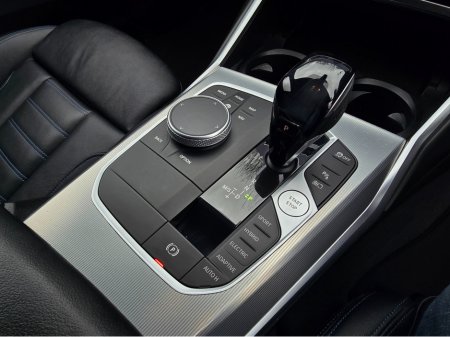 2021 BMW 3 Series - thumbnail 23