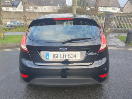 2016 Ford Fiesta ZETEC 1.0 65PS, 61,000KM !!! , Full Service History €9,995 thumbnail