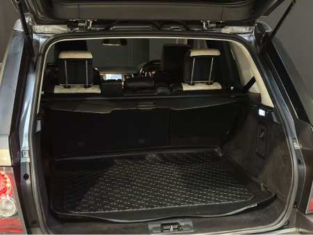 2010 Land Rover Range Rover Sport 3.0 SDV6 OVERFINCH UTILITY €17,950 thumbnail