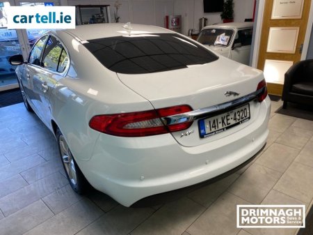 2014 Jaguar XF - view 2