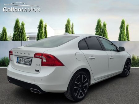 2017 Volvo S60 - thumbnail 8