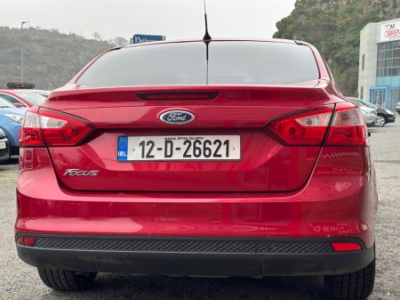 2012 Ford Focus - thumbnail 15