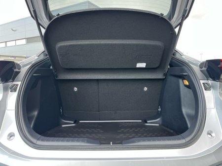 2024 Toyota C-HR C-HR HYBRID SPORT €36,950 thumbnail