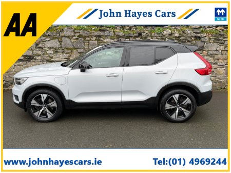 2021 Volvo XC40 R-DESIGN T5 RECHARGE//FULL LEATHER//FULL VOLVO SERVICE HISTORY//GREAT SPECIAL//SIMI AND AA DEALER €31,950