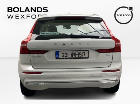 2023 Volvo XC60 2 YEARS VOLVO SELEKT WARRANTY T6 core PHEV 350hp €42,995 thumbnail