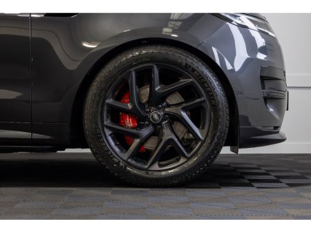 2026 Land Rover Range Rover Sport 3.0 Si4 PHEV 460PS AWD Auto Dynamic SE €135,950 thumbnail