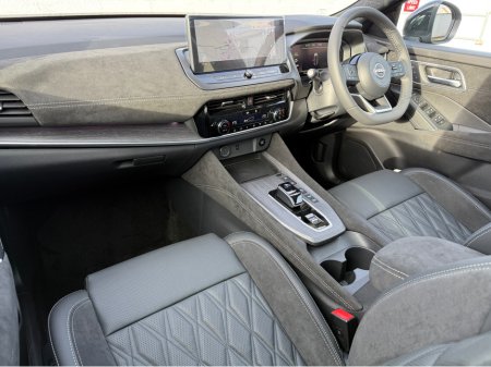 2026 Nissan Qashqai Nappa Leather SVE Hybrid Automatic 2Tone €52,400