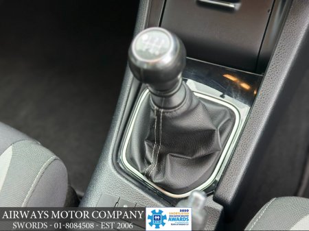 2016 Toyota Auris 1.2T ICON 5DR - LOW KMS €14,995 thumbnail