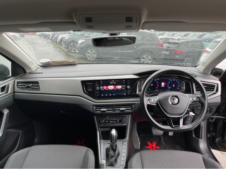 2020 Volkswagen Polo COMFORTLINE AUTOMATIC 1.0 PETROL //LOW MILES//REVERSE CAMERA//ADAPTIVE CRUISE CONTROL//WIRELESS PHONE CHARGING// €17,950 thumbnail