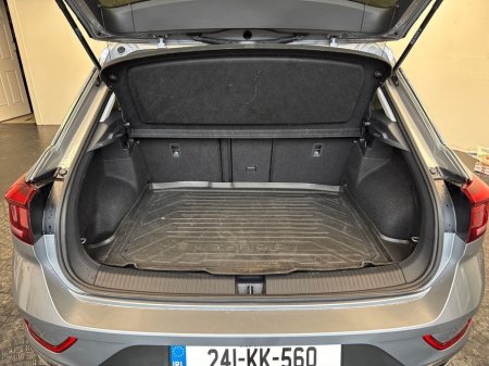 2024 Volkswagen T-Roc - thumbnail 9