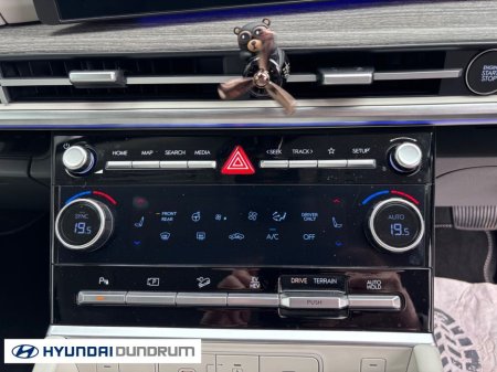 2025 Hyundai Santa Fe - thumbnail 14