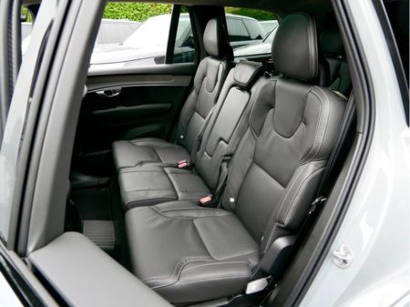 2026 Volvo XC90 - thumbnail 18